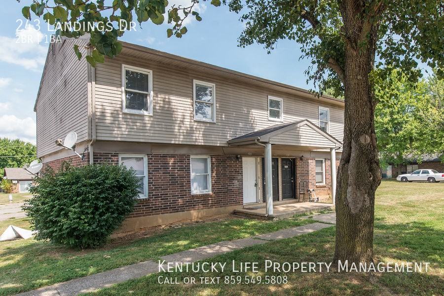 243 Landings Dr - Photo 2 of 16