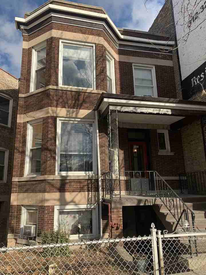 2038 W Irving Park Rd 1, Chicago, IL 60618 2 Bedroom House for Rent