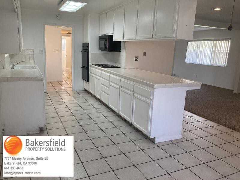 4212 Charter Oaks Ave - Photo 3 of 10