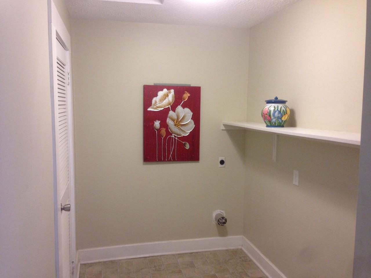 1643 Fletcher Avenue - Photo 2 of 10