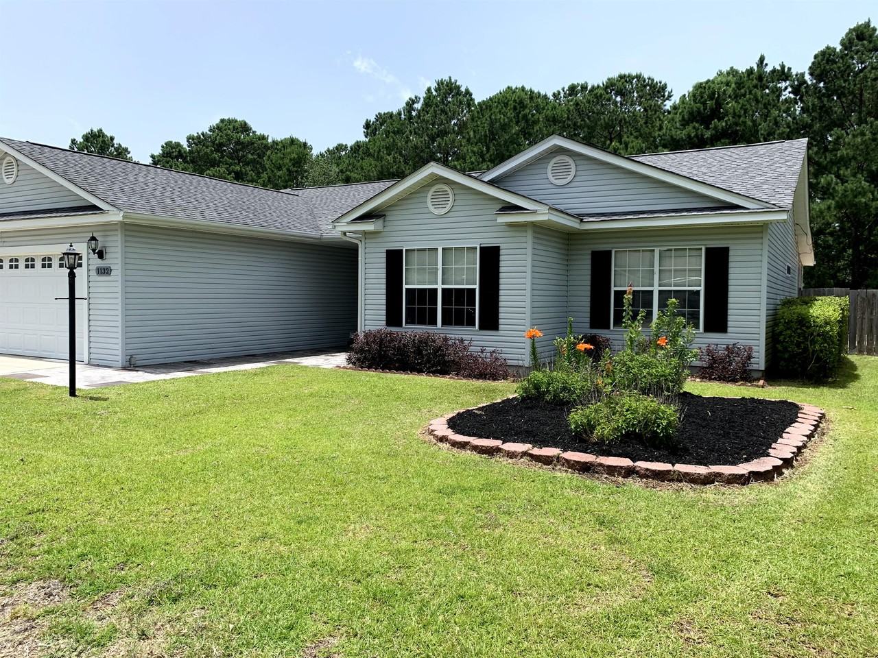 1132 Lancelot Ln - Photo 2 of 21