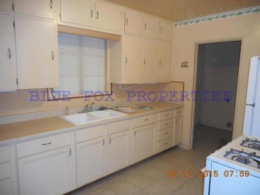 794 E Seneca St - Photo 3 of 4