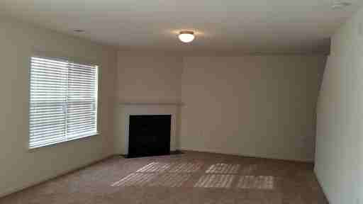 921 Cassidy Dr - Photo 2 of 21