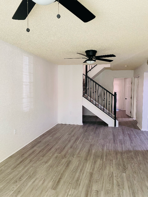 11055 Breeze Ct - Photo 2 of 19