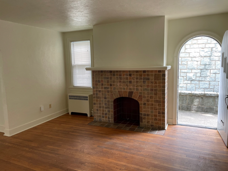 5149 5th Ave - Photo 3 of 12