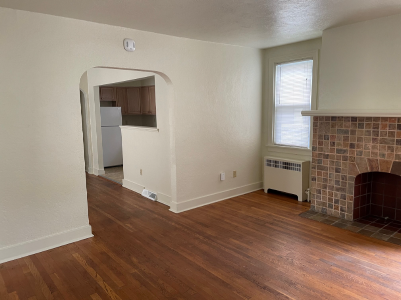 5149 5th Ave - Photo 4 of 12