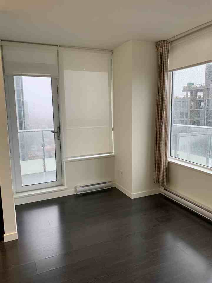 6333 Silver Avenue #27th Floor - Photo 4 of 16