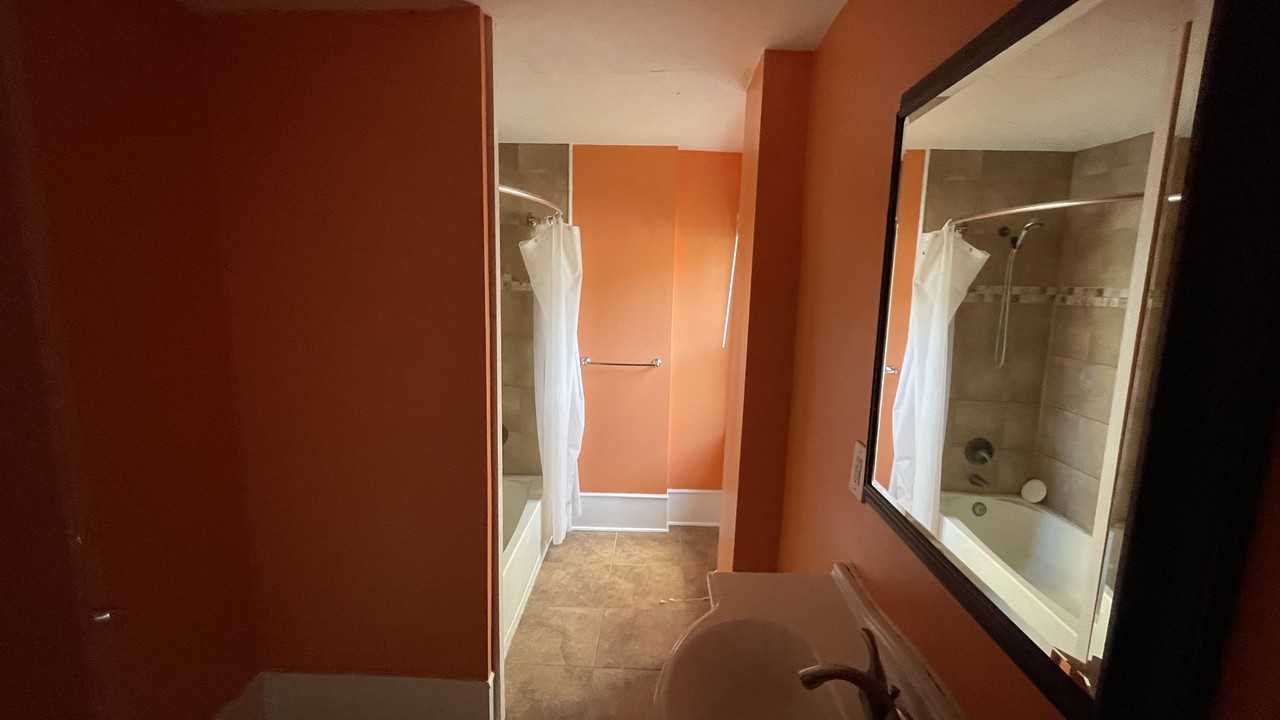 19 Waverly Pl - Photo 2 of 38