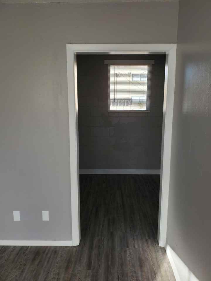 201 North McGee Street - 7 #7 - Photo 3 of 10