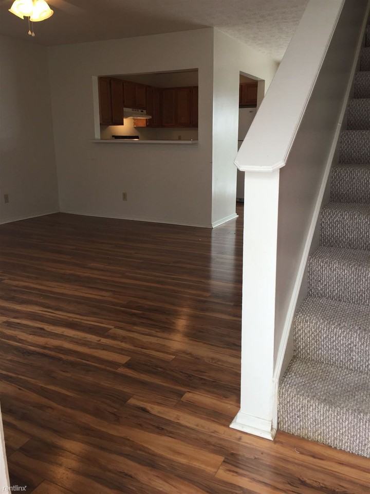 1467 W Allen St - Photo 2 of 16
