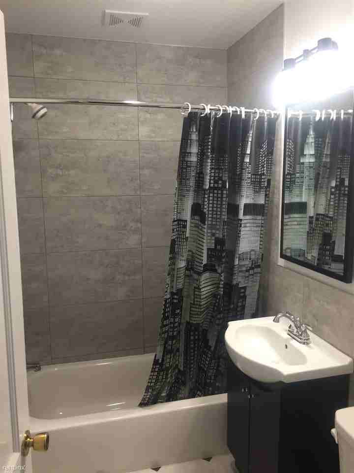 2203 4th Ave N - Photo 3 of 18