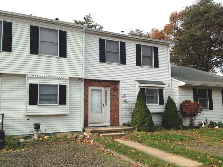 2438 Pliner Ct - Photo 2 of 10