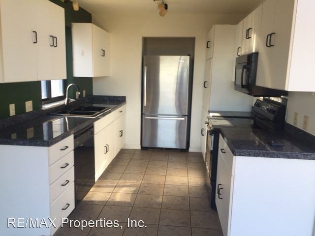 4440 Prairie St - Photo 2 of 13