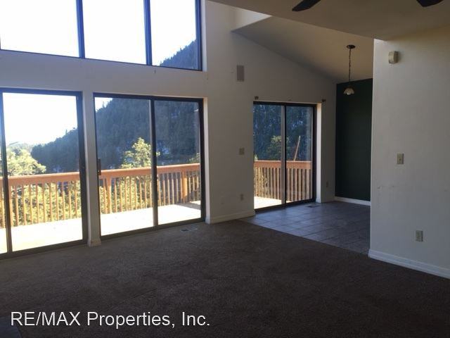 4440 Prairie St - Photo 3 of 13