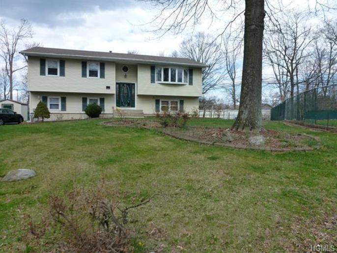 11 Carnaby Ct - Photo 2 of 15