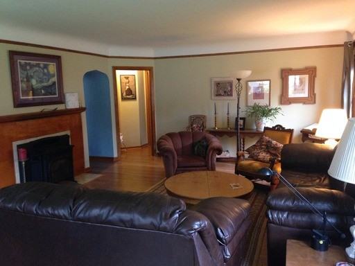 3722 NE Maywood Pl - Photo 2 of 15