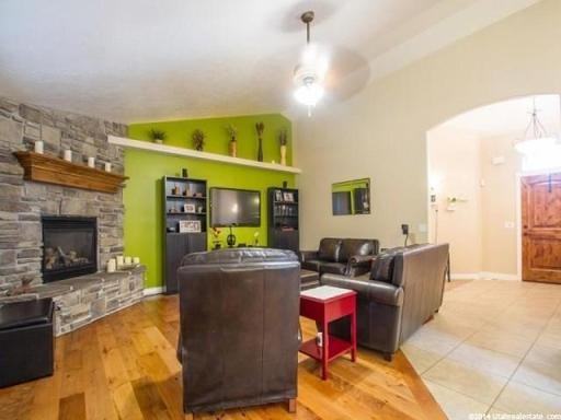 3196 N 1350 W - Photo 2 of 12