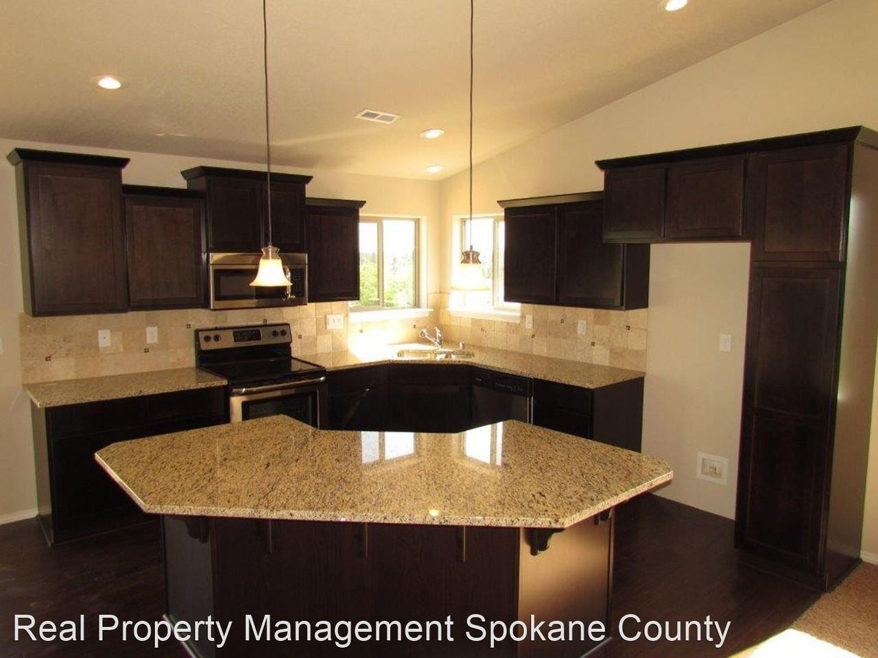 1015 N Olson Hill Ct - Photo 3 of 12