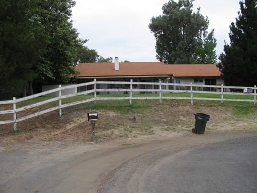 41511 Yorba Rd - Photo 2 of 4