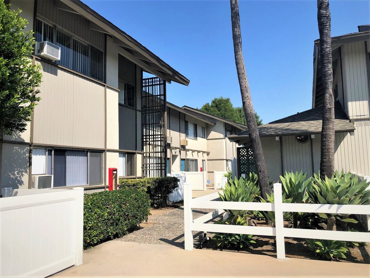 The Huntington at Pasadena - Photo 4 of 9