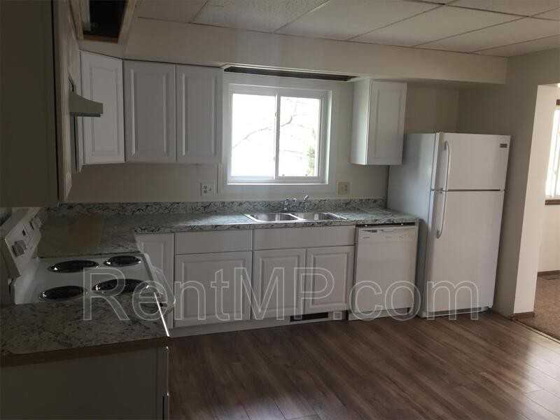 1606 W Broadway St - Photo 2 of 14