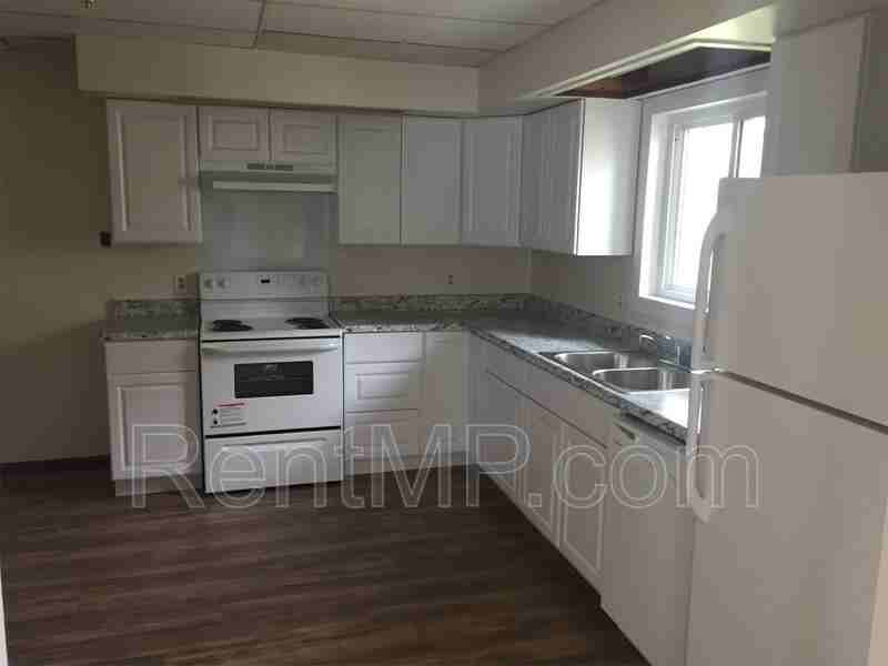 1606 W Broadway St - Photo 3 of 14