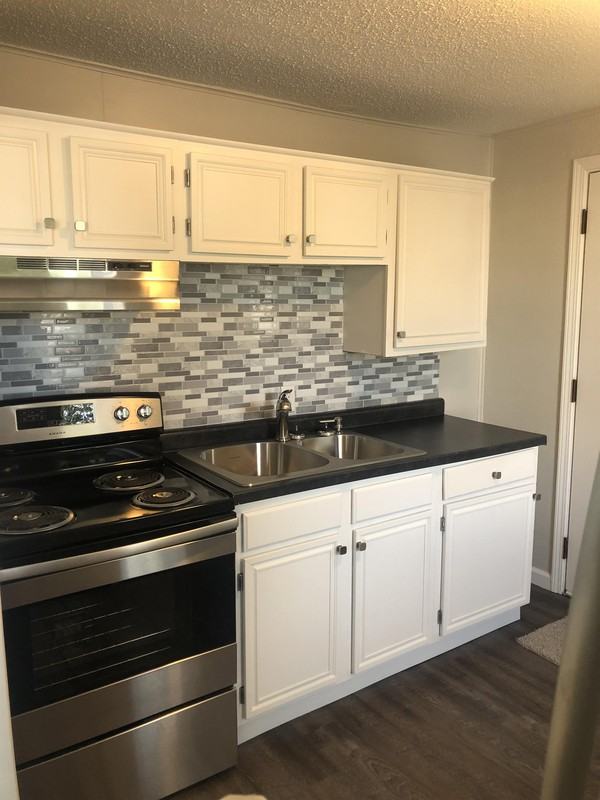 406 W College St - Photo 2 of 7