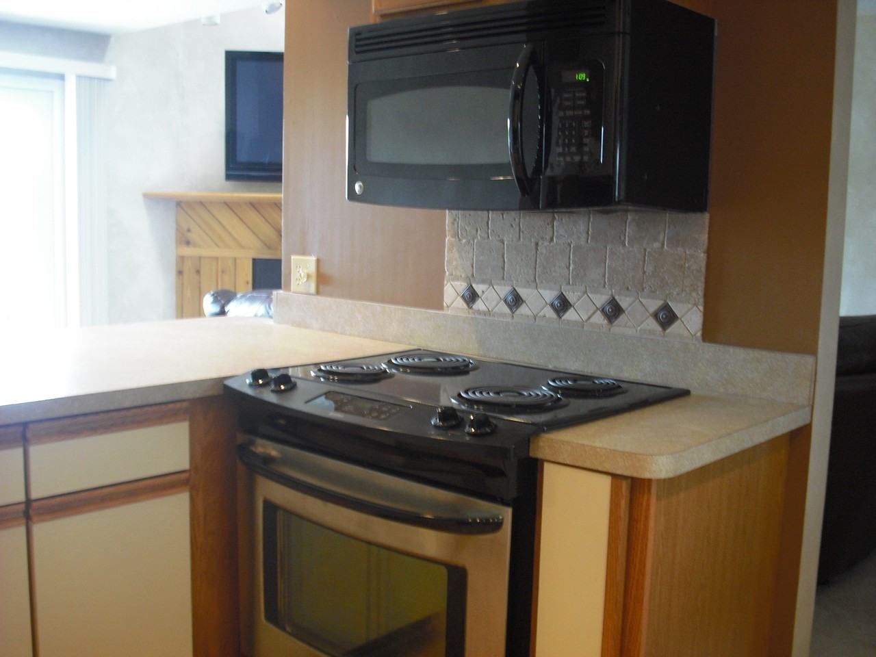 12 Spindle Hill Rd - Photo 3 of 25