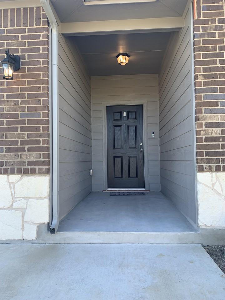 968 Aurora Grove Bnd #1 - Photo 2 of 23