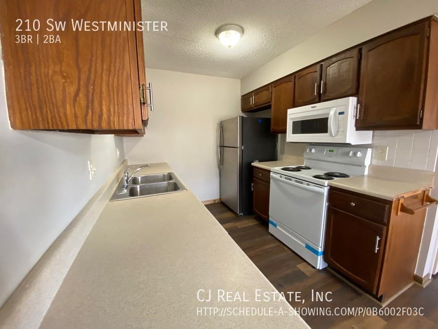 210 Sw Westminister Rd - Photo 5 of 11