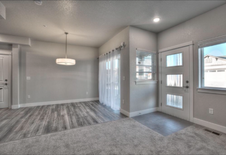 2608 Kansas Drive #H - Photo 4 of 12