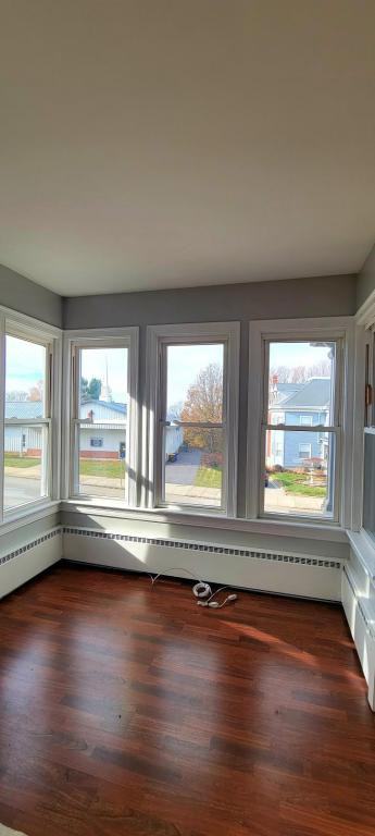 629 Highland Ave - Photo 3 of 11