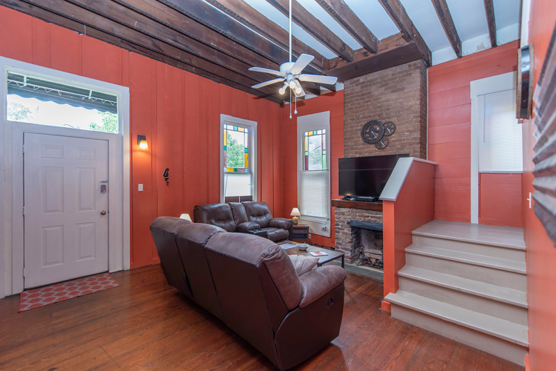 403 Monroe St #A - Photo 3 of 13