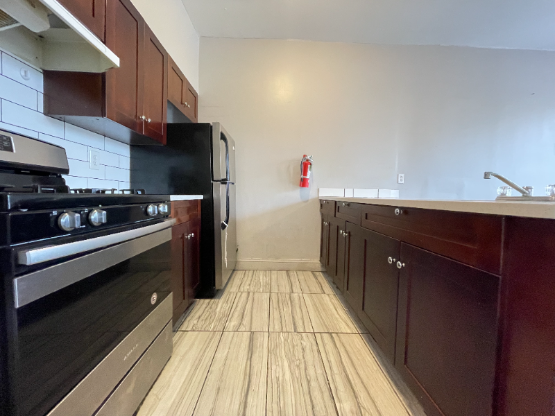 327 Martin Luther King Jr Dr 2E, Jersey City, NJ 07305 2 Bedroom