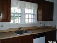 325 Rathton Rd - Photo 3 of 8