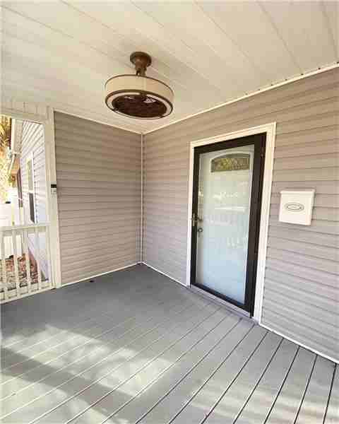 132 E 60th St - Photo 2 of 22