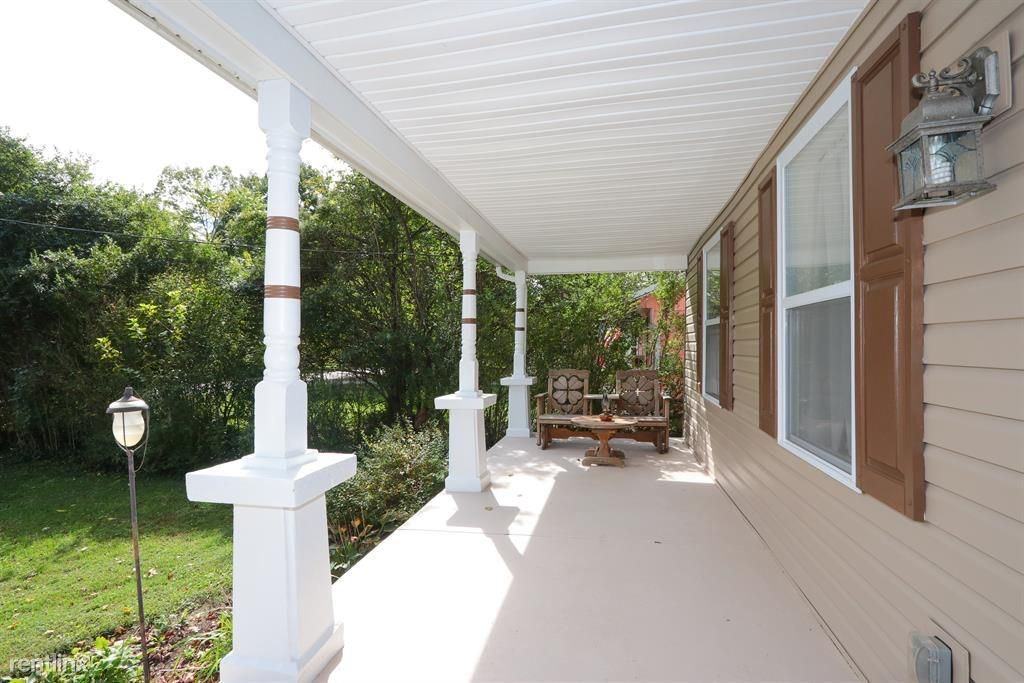 7949 Camp Rd - Photo 2 of 16