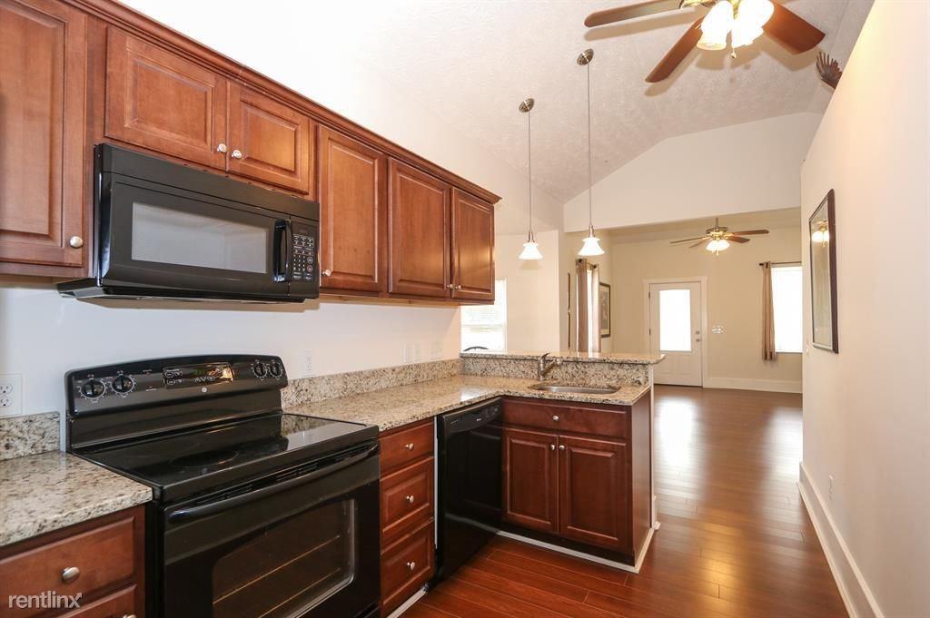 7949 Camp Rd - Photo 3 of 16