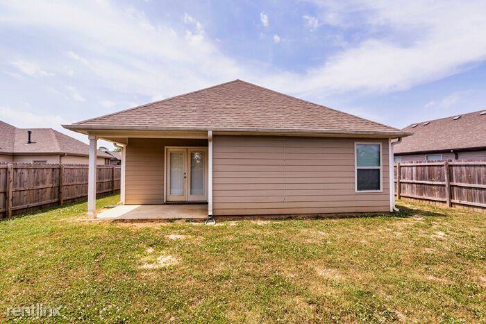 22908 Downing Park Cir - Photo 2 of 14