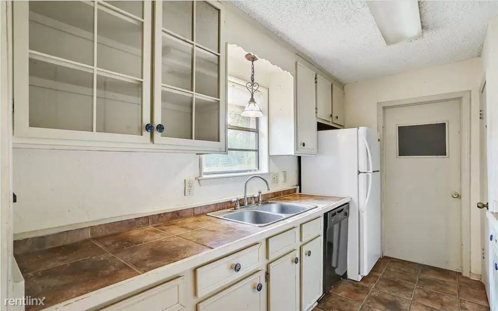 751 Green Forest Rd - Photo 3 of 8