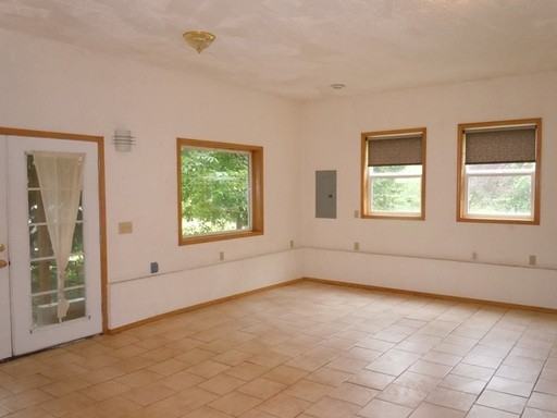 6798 Goodwin Rd - Photo 2 of 18