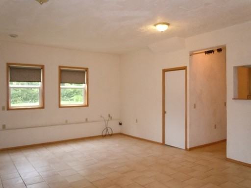 6798 Goodwin Rd - Photo 3 of 18