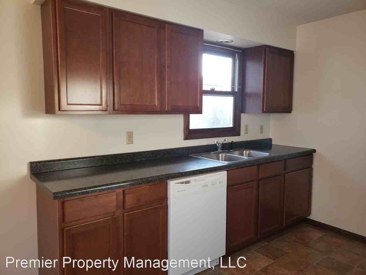 1106 9th Ave N - Photo 2 of 16