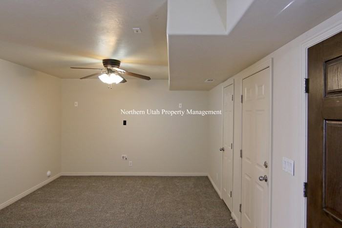 130 Arlington Way - Photo 2 of 18