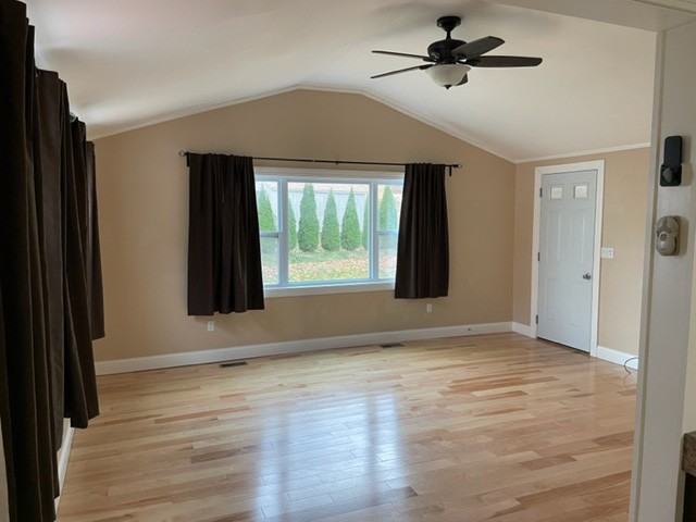 39 Virginia Rd - Photo 3 of 17