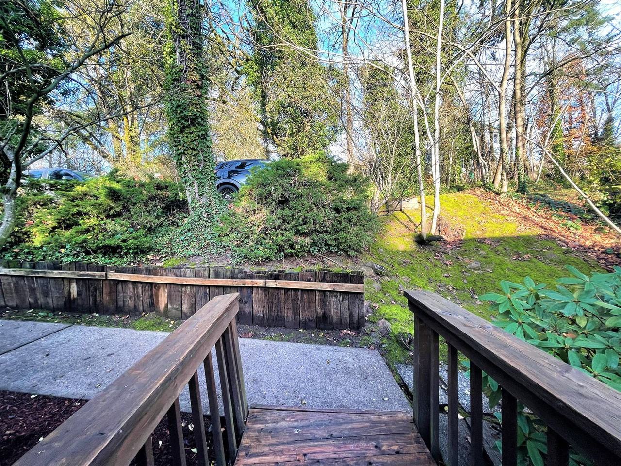 6446 - 6448 SW Raab Rd - Photo 2 of 18