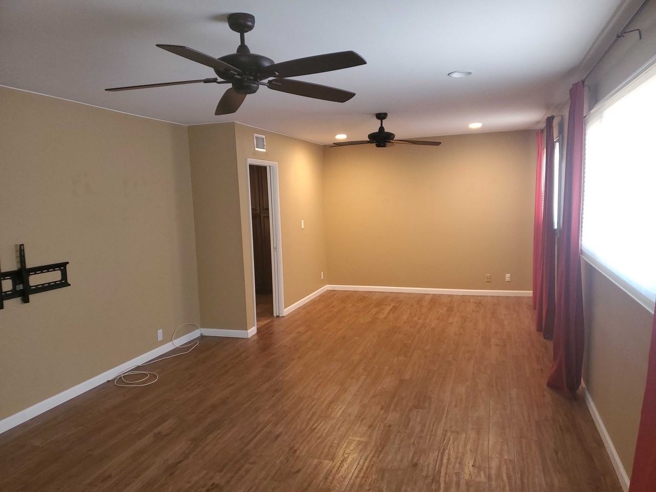 5332 N 82nd St - Photo 7 of 25