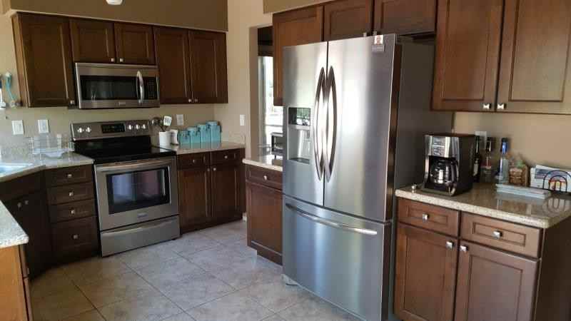 5550 N Waterfield Dr - Photo 2 of 15