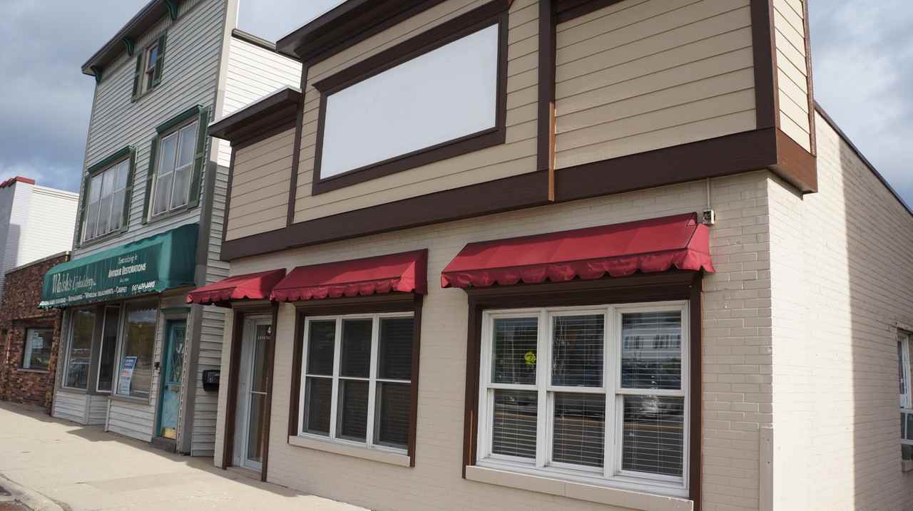 40 Crystal St - Photo 3 of 14