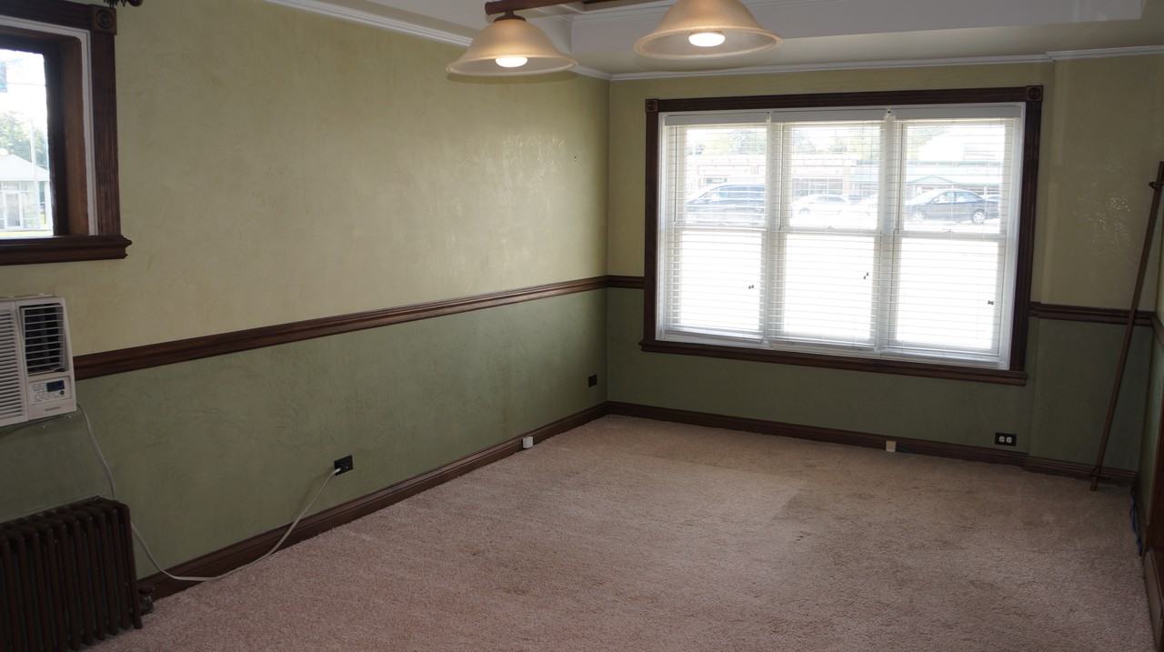 40 Crystal St - Photo 6 of 14